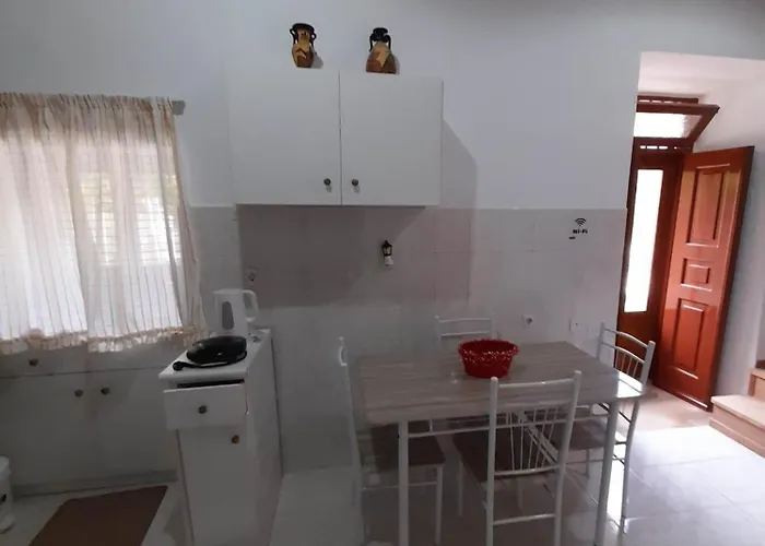 Areti's House Meyísti